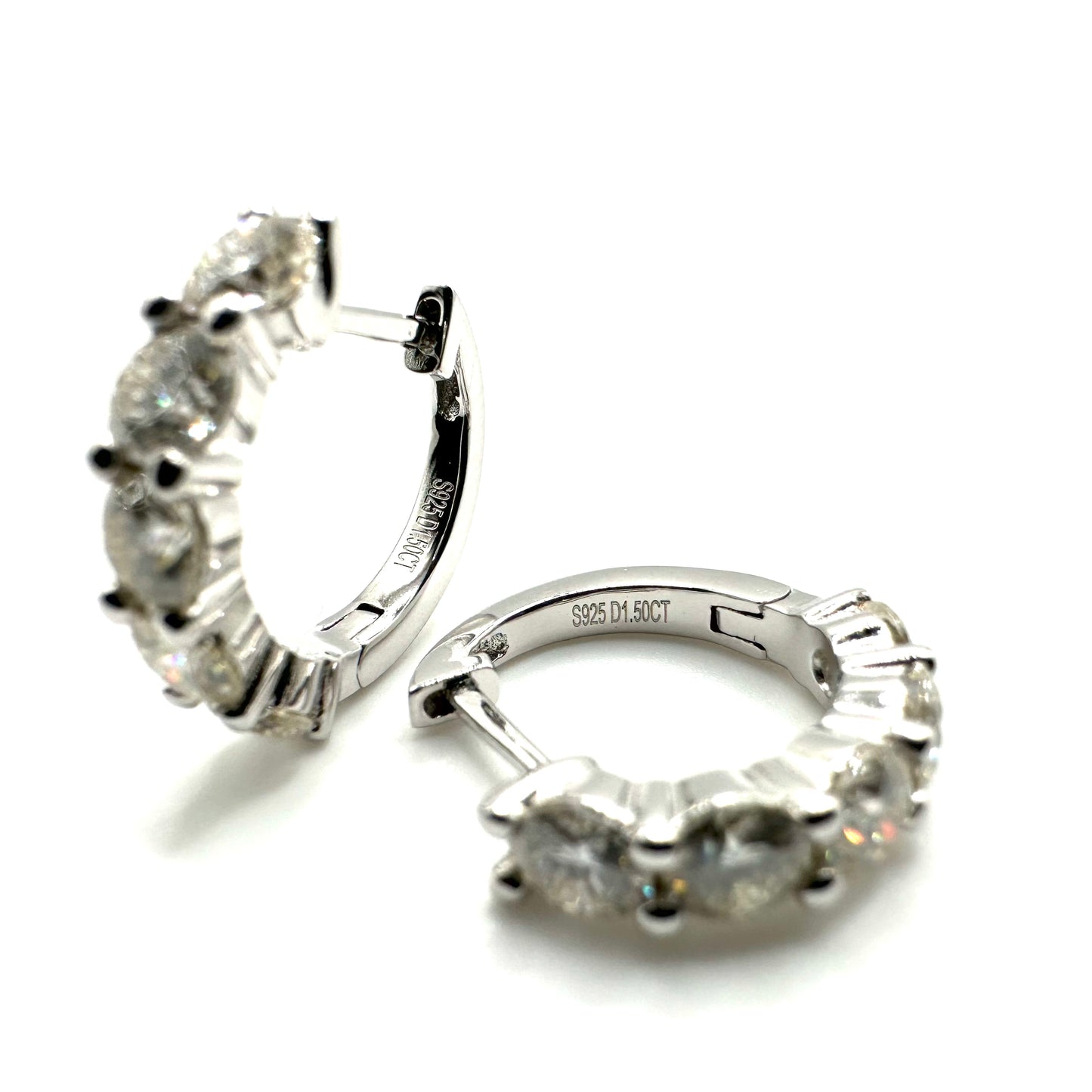 1.5ct Moissanite Huggie Earrings