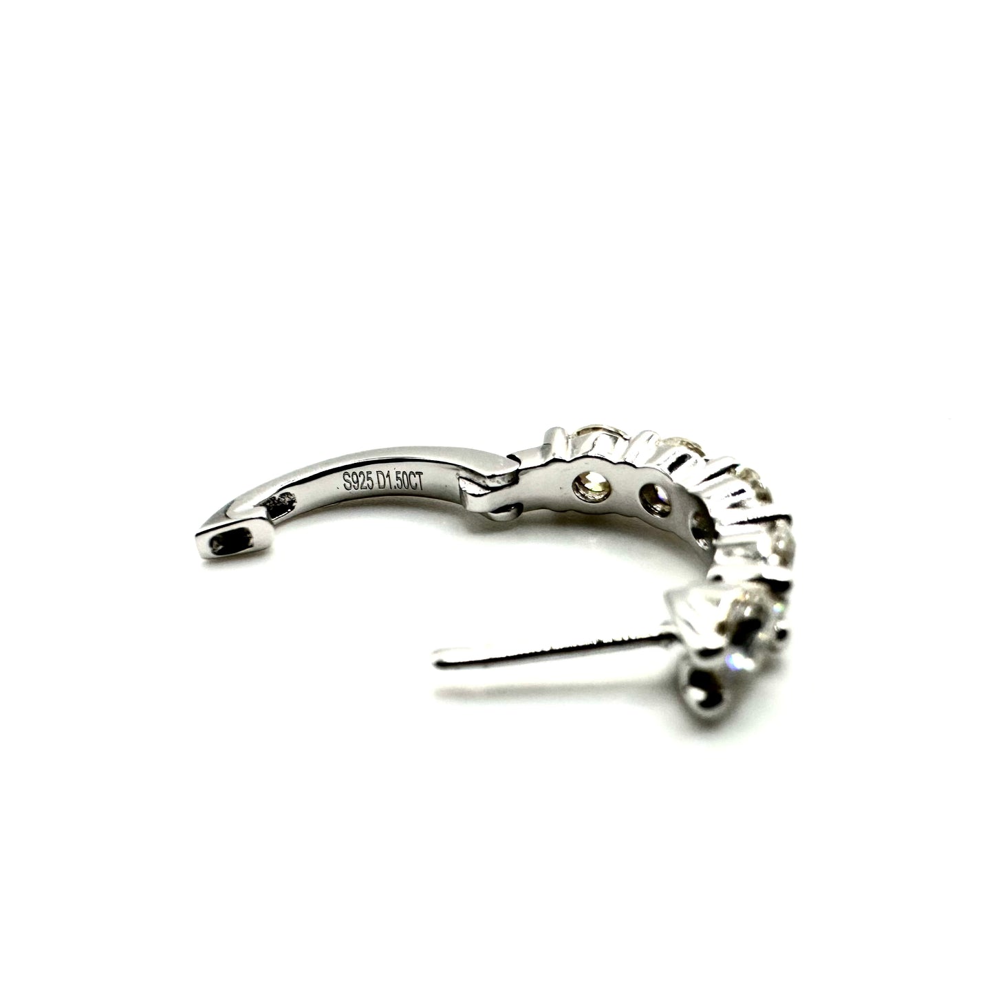 1.5ct Moissanite Huggie Earrings