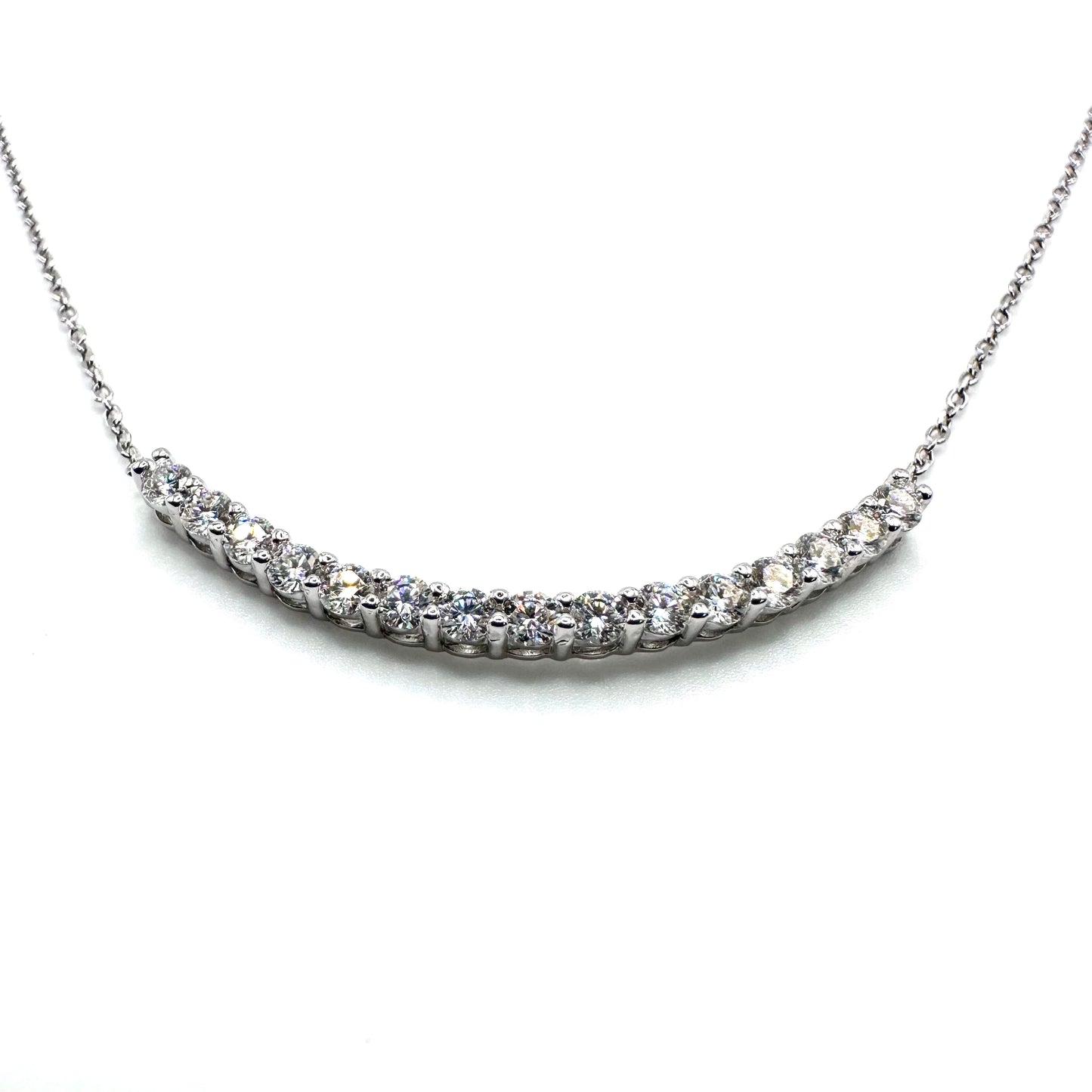 0.9ct Moissanite Curved Pendant
